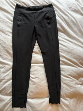 Athleta Black Slim Performance leggings